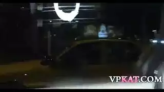 جماع جماعي قبل الزفاف: هذه الحارقات يصبحن فاضحات في النقطة الساخنة