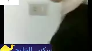 راجل يبعبص في راجل