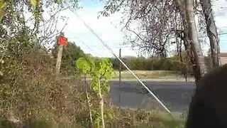 خلع الجينز وفتح الساقين: مراهقة متهتكة تستكشف الإيلاج العميق