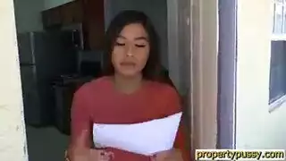 فيديو المدير الإباحي مع موظفات المكتب ينتشر علناً