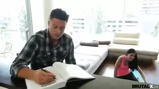 صديقي نايم مارسة عل طيزه اللواط