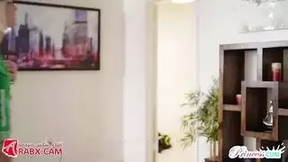 يوم الحظ: تدشين فرجها وتعبئته حتى أقصى حد