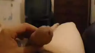 العادة السرية حتى القذف منظر قضيبي من منظور الشخص الأول