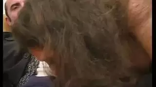 فيلم إباحي مع راقصة عربية مرنة على الكنبة