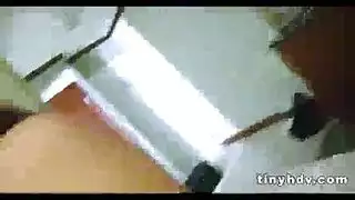 مشهد جنس جماعي أجنبي: سكس جماعي وتدفق السوائل