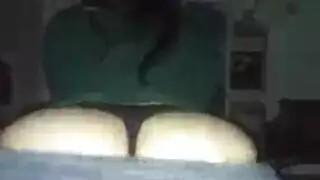 الحسلي حسي بعنف