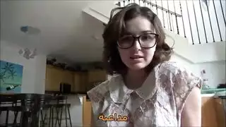 أخوات غير شقيقات في درس جنسي فاضح يتحول إلى برية