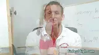 تلميذة في سن المراهقة نحيل لعق مان