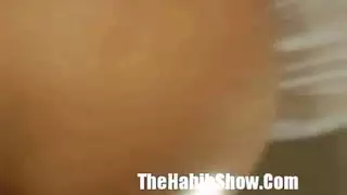 جنس بين الأعراق: رجل عربي يهيمن على كس تايلاندي