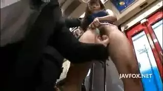 قذف على الوجه وجنس بين الثديين بكثرة مع هذه الآسيوية المثيرة