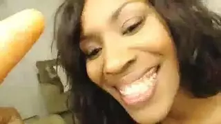 تتوق لقضيب أسود داخلها بأقصى عمق ممكن