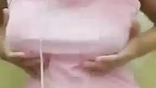 التبول على دمية جنسية: لعبة آسيوي منحرفة