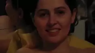 ساره الشقراء تأخذ عدة أعضاء ذكرية