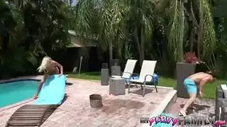 نيج ايناس خاليدي