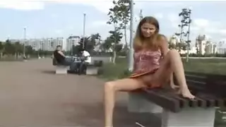 ينتظر مصعدًا فيجد قضيبًا بدلاً من ركوبة