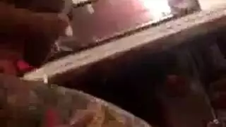 فاتنة مثليه مع البطيخ الضخمة يحصل ثمل ريمكس