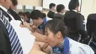 جنس جماعي لطاقم الكابينة الياباني: الطيارون والمضيفات يمارسون الجنس دون توقف