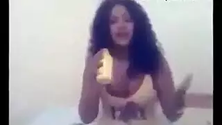 تمثيل دور الحبيبة المصرية – الحب هو نيكك عميق وخام