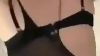 شرج خام مع عراقية متحولة مشهد بورن لأنطونيو سليمان