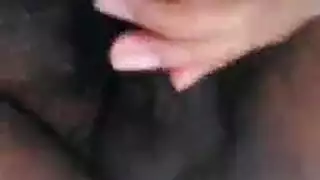 زب كبير و غليظ جدا لشاب يستمني حتى يفرغ زبه من المني