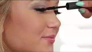 جلسة تقبيل كلوي تنتهي بقذف داخلي مكثف