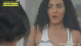 جدة ناضجة تخضع للاختراق المزدوج في فيلم جنس عنيف