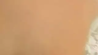 فتاة مذهلة في جلسة جماع صريحة