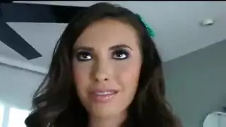 جلسة استمناء عارية بالكامل لكيسي كالفيرت