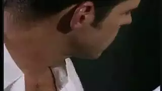 جلسة جماع مع أفغانية ممتلئة وإنزال داخلي