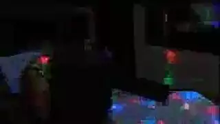 إكس إكس إكس أمريكي: مراهقة شقراء تبتلع سائل من رجلين