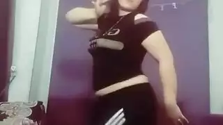 رقص بطن ساخن ينتهي بقذف داخل رحم عاهرة متمرسة