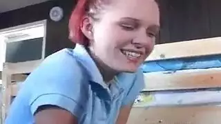 سكس شهوة الرضاعة: فتاة ذكية يتم تفريغ ثدييها