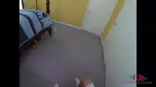 إباحية فتيش: قضيب يطلق تياراً ساخناً على فرجها