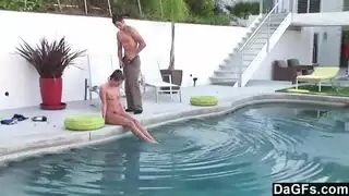 تبادل مقاطع صريحة مع غرباء