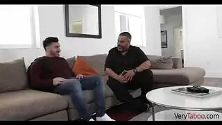 سيدات ناضجات في أفلام جنس صريحة