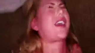 مشاهد غير منشورة للدك المهبلي والهزة الجنسية