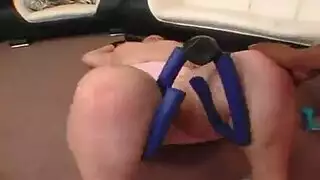 رسوم متحركة لجماع الثدي و ملاعبة الحلمات