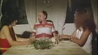 فيلم برازيلي كلاسيكي قديم: جوقة جنسية صاخبة لعائلة غزال