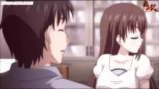 هنتاي صريح مع أثداء طبيعية ضخمة ومؤخرة مستديرة مشدودة