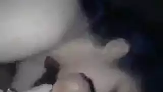 قحبة مغربية تبلع السائل بعد جلسة إباحية عربية مكثفة