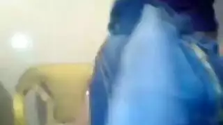 الكمال الجسم أسود