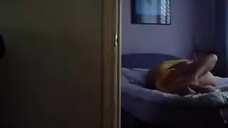 شقيقات ريفيات مأسورات يُستخدمن في ممارسة جنسية ثلاثية قاسية شريط جنسي مصري