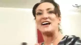 حفلة سحاق مراهقات في المطبخ لعق مهبل بوحشية