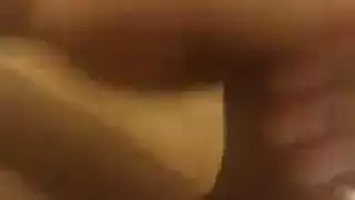 الشميلات تُلقى جانبًا لوضعية كلابي خشنة