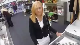 رسوم متحركة إكس إكس إكس: اختراق عميق لفتيات إيبوني متعرجات