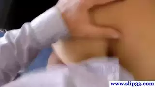 يقضف في طيز