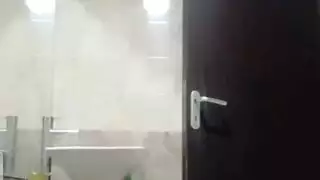 سما المثيرة: جنس فموي وشرجي في القاهرة