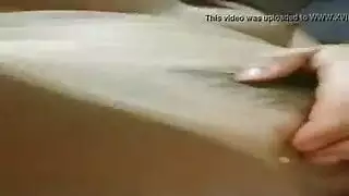 ضرب سوة ولحسها