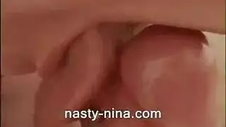 ثلاثية أنثوية مزدوجة متحركة صريحة