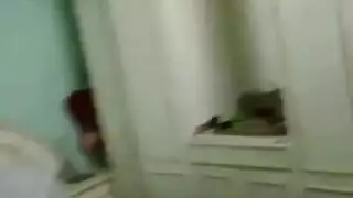 بياخذ حبيبته فى الشقة ويهريها تقفيش